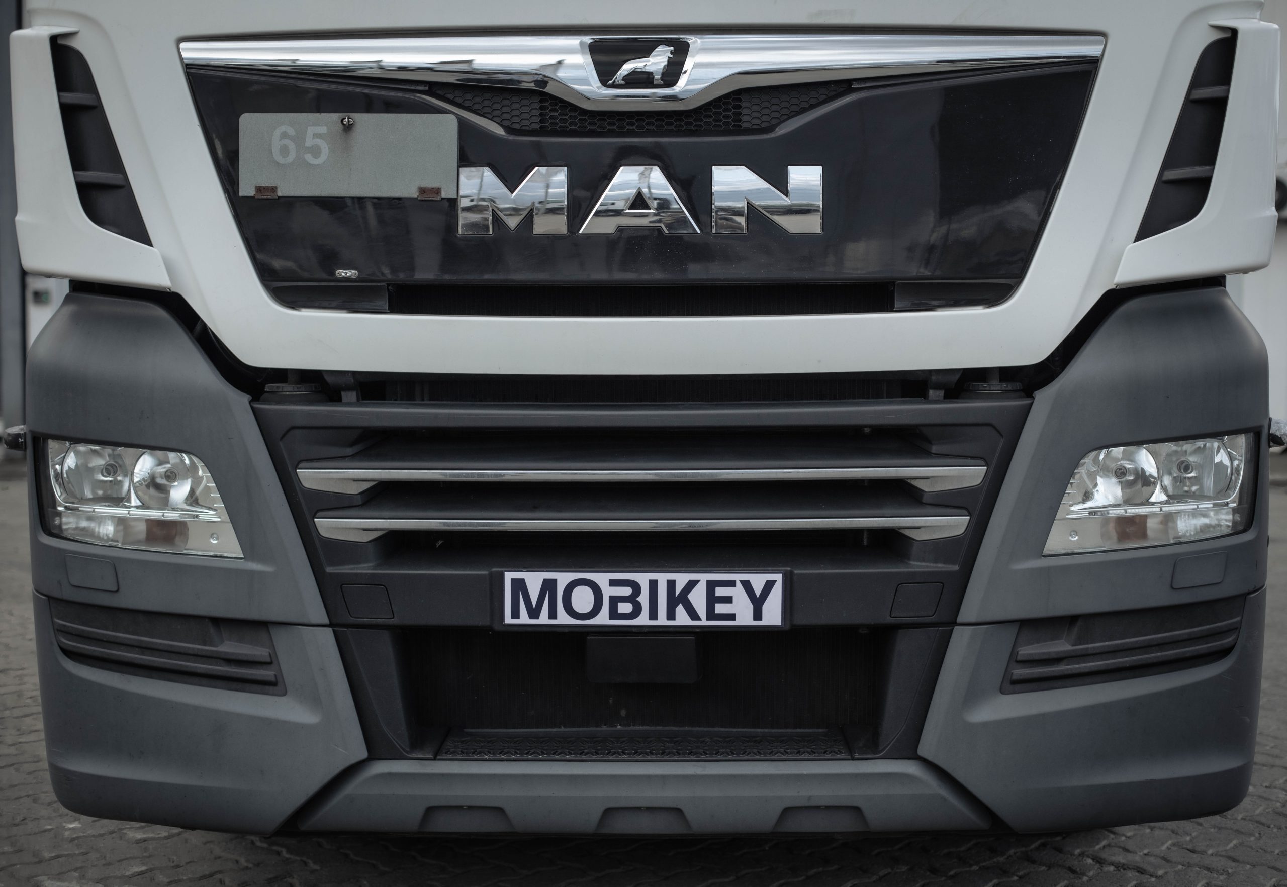 14_headlamps_925019329664cc4ba9ae02